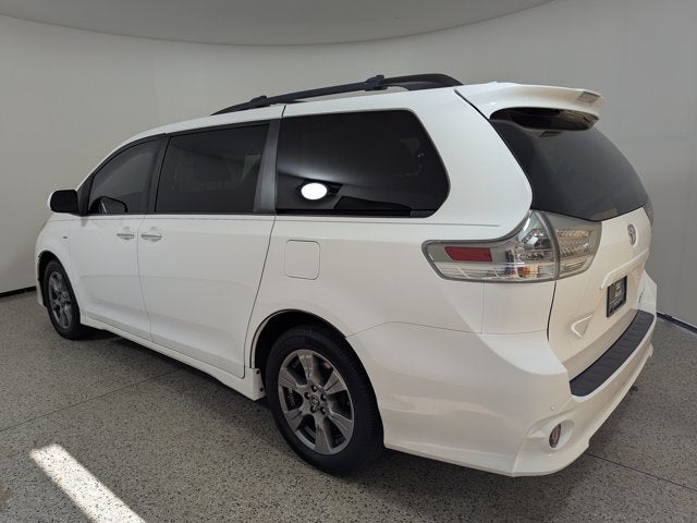 2019 Toyota Sienna SE AWD 7-Passenger