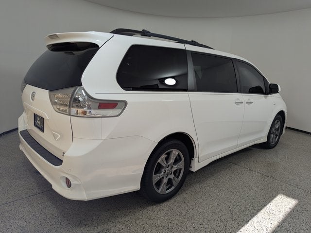 2019 Toyota Sienna SE AWD 7-Passenger