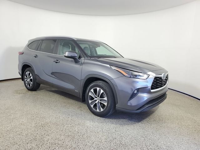 2024 Toyota Highlander Hybrid XLE
