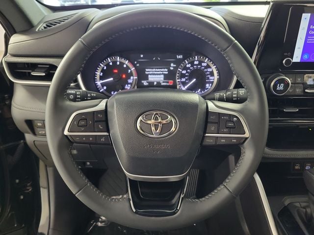 2024 Toyota Highlander XSE
