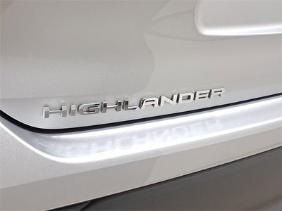 2023 Toyota Highlander LE