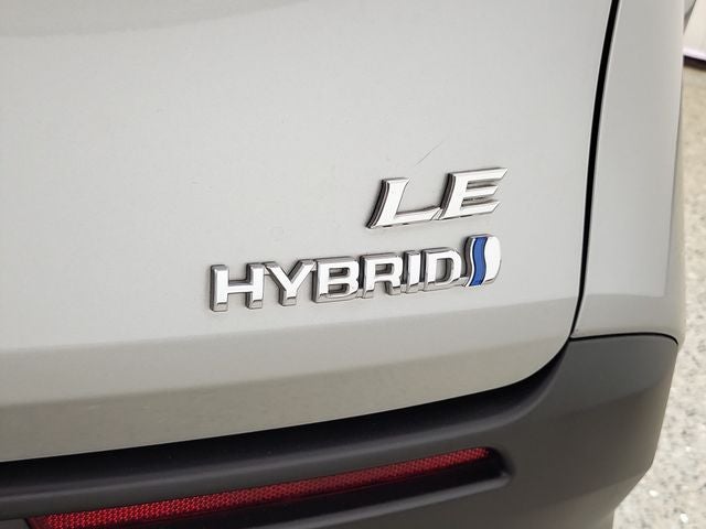 2021 Toyota Sienna LE 8 Passenger