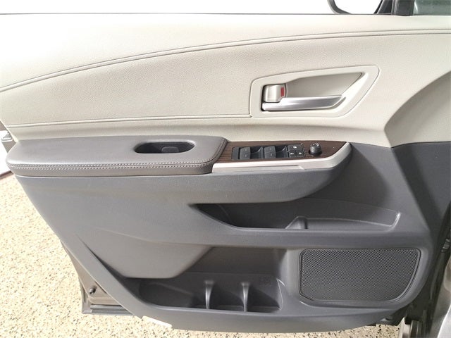 2024 Toyota Sienna XLE 8 Passenger
