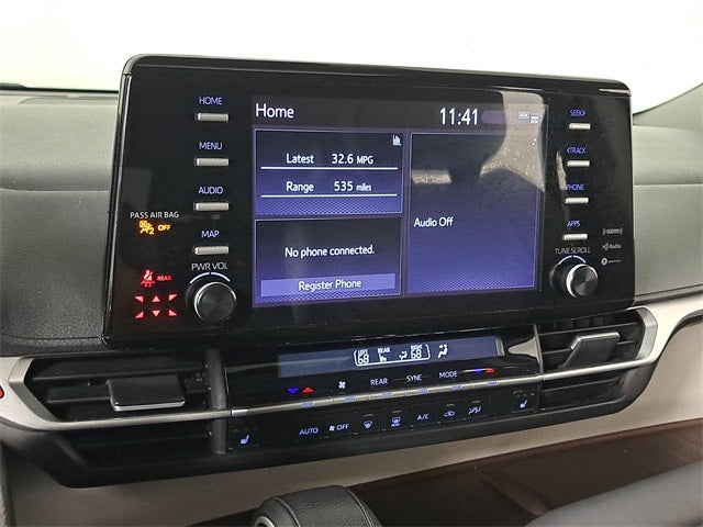 2024 Toyota Sienna XLE 8 Passenger