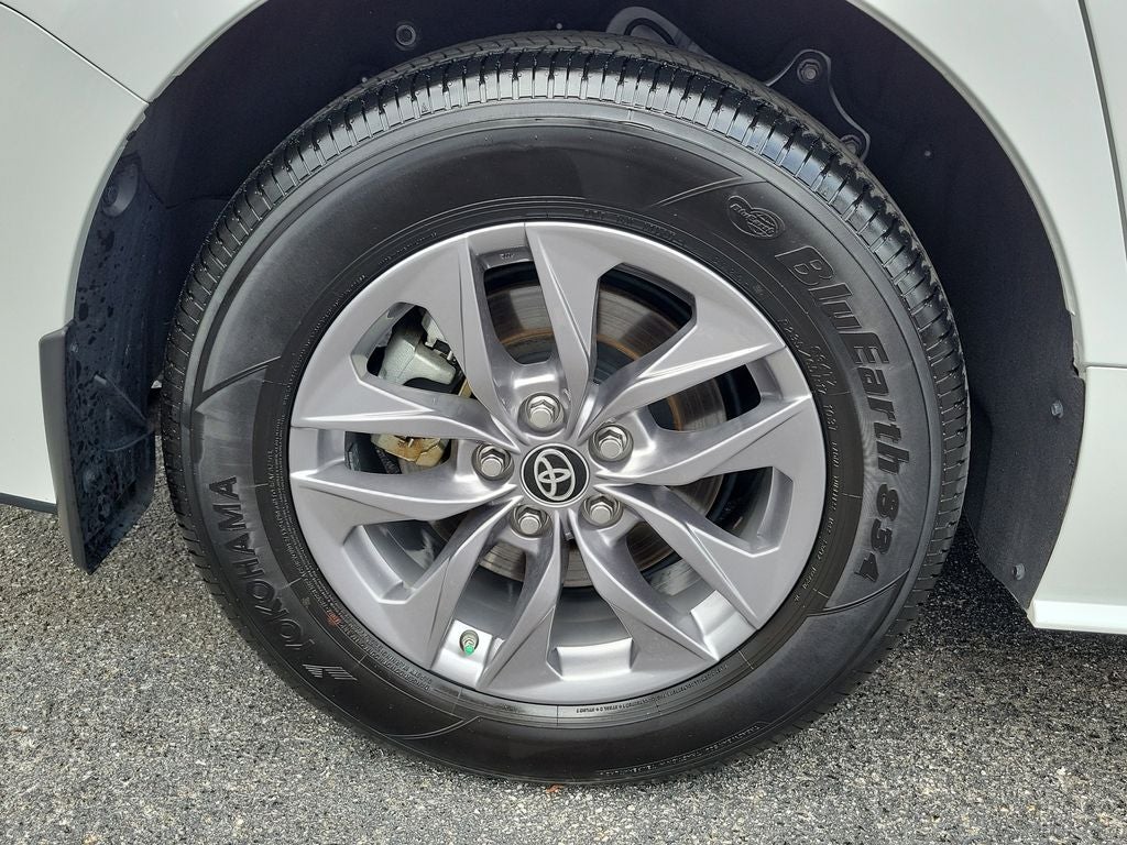 2025 Toyota Sienna XLE 7 Passenger