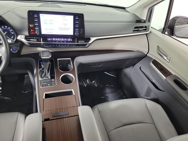 2024 Toyota Sienna XLE 7 Passenger