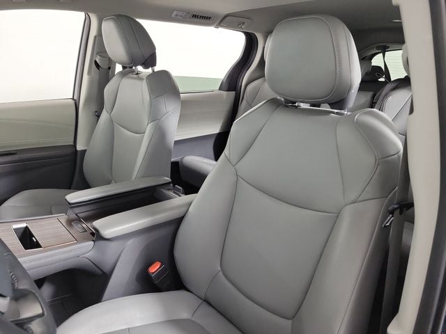 2024 Toyota Sienna XLE 7 Passenger