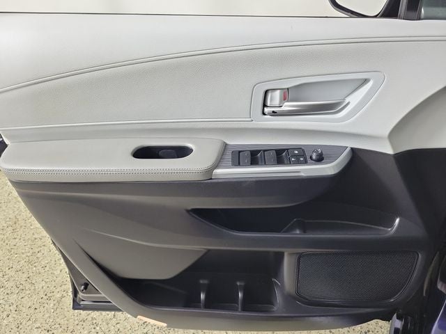 2025 Toyota Sienna XLE 8 Passenger