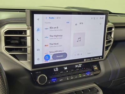 2022 Toyota Tundra Hybrid Platinum