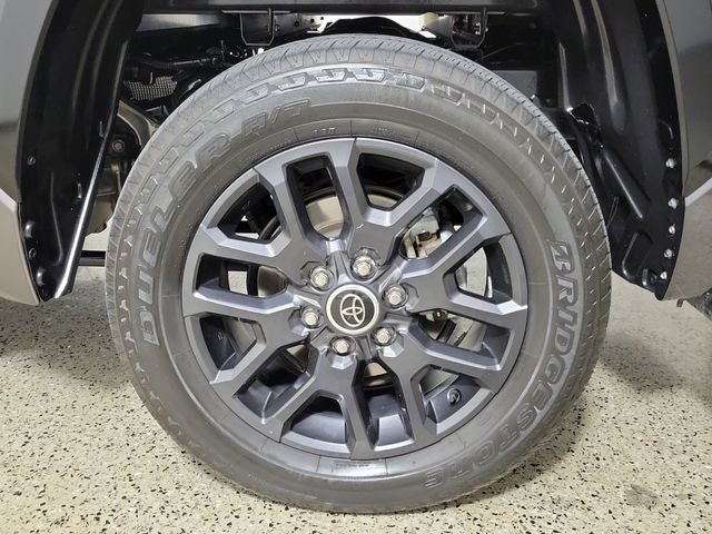 2022 Toyota Tundra Hybrid Platinum
