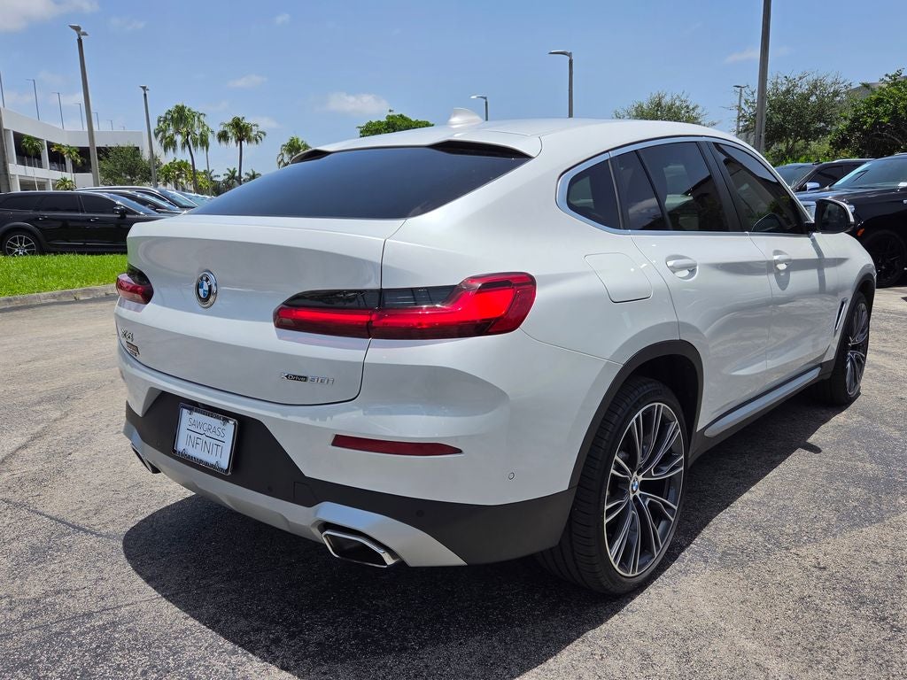 2025 BMW X4 xDrive30i