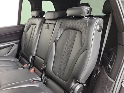 2024 BMW X7 M60i