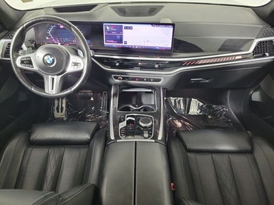 2024 BMW X7 M60i