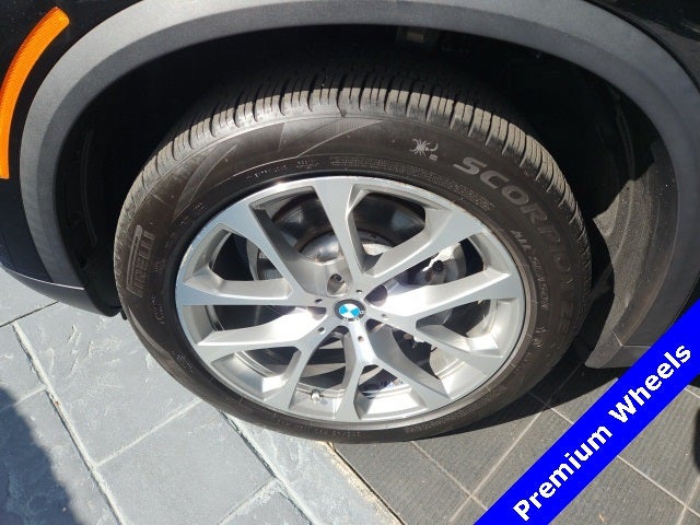 2023 BMW X5 sDrive40i