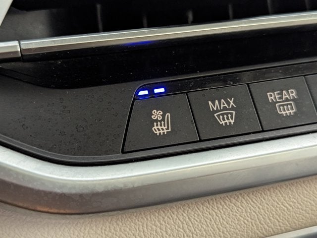 2020 BMW X7 xDrive40i Sports Activity Vehicle