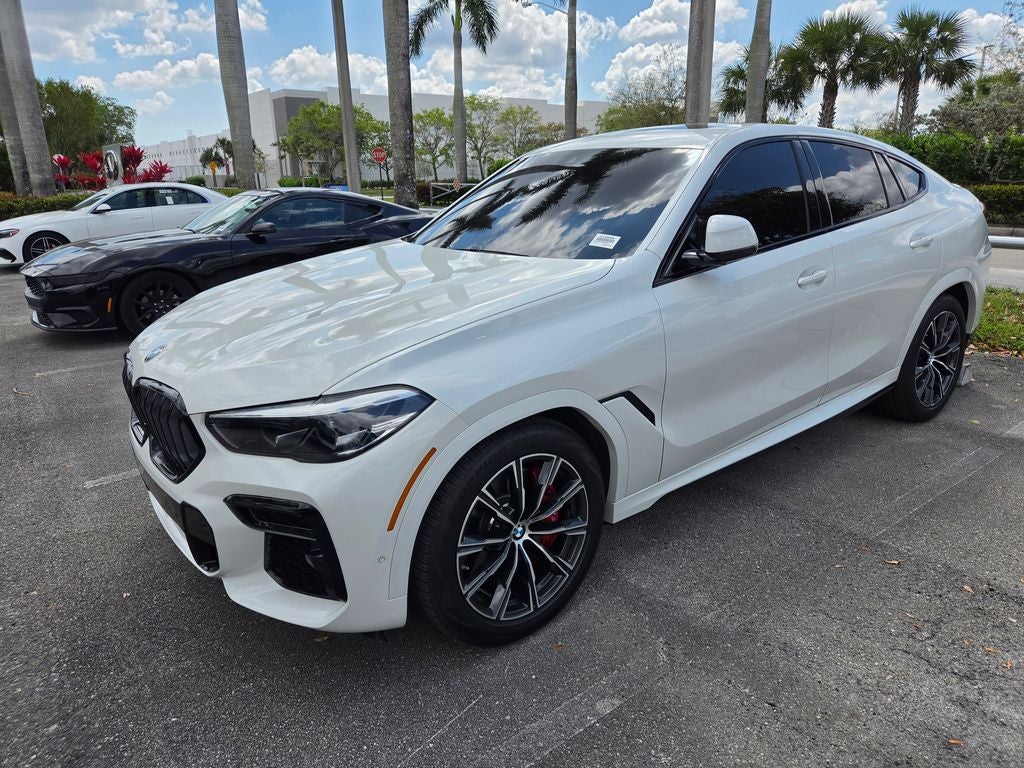 2022 BMW X6 M50i