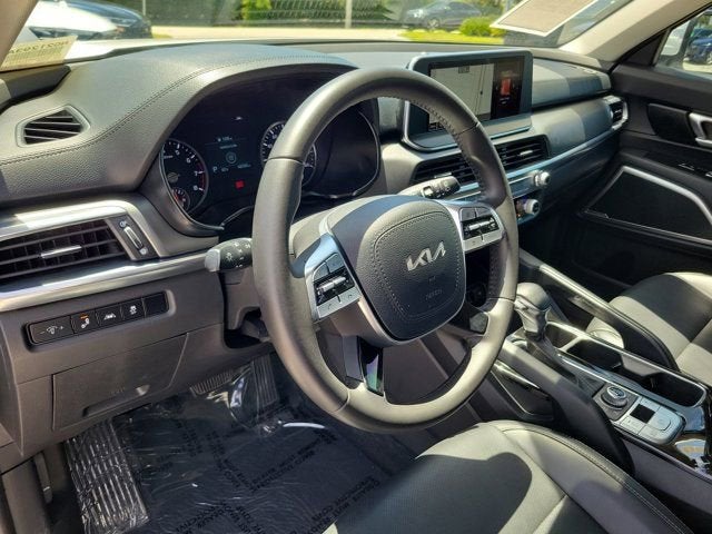 2022 Kia Telluride LX