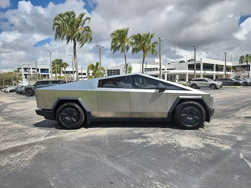 2025 Tesla Cybertruck Base