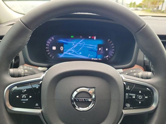 2025 Volvo S60 B5 Plus