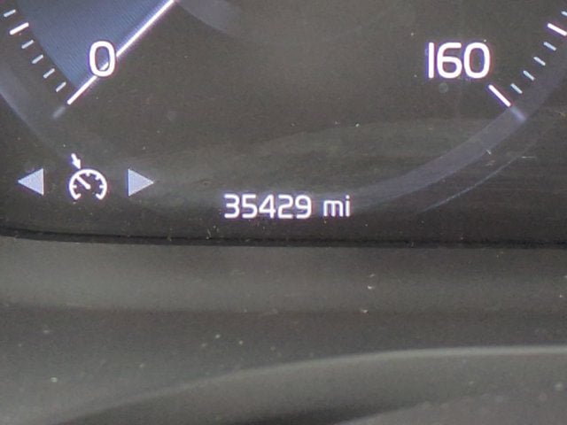 2022 Volvo S60 Momentum