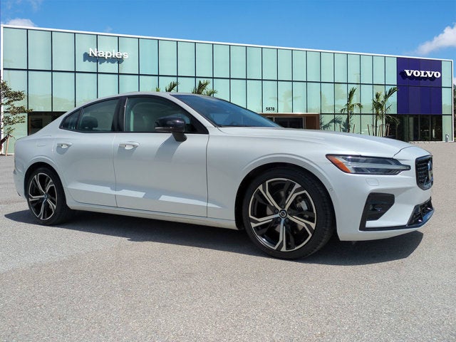 2025 Volvo S60 Plus