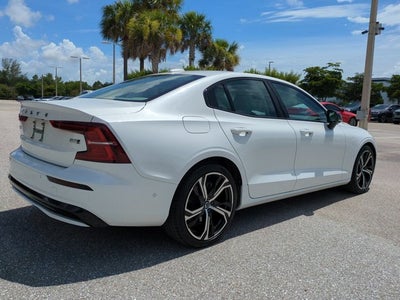 2025 Volvo S60 Plus
