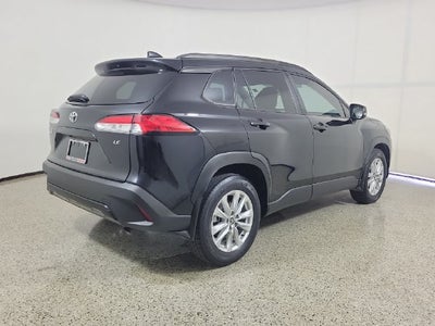 2024 Toyota Corolla Cross LE