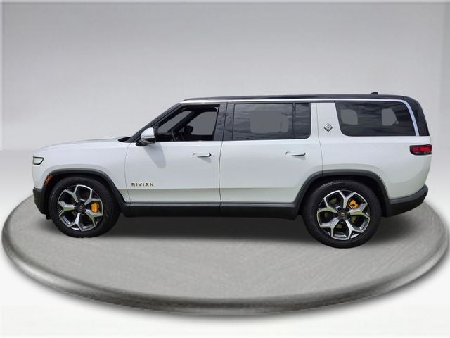2023 Rivian R1S Adventure