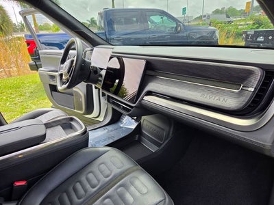 2023 Rivian R1S Adventure