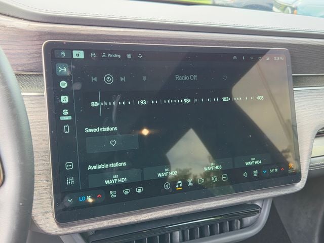 2023 Rivian R1S Adventure