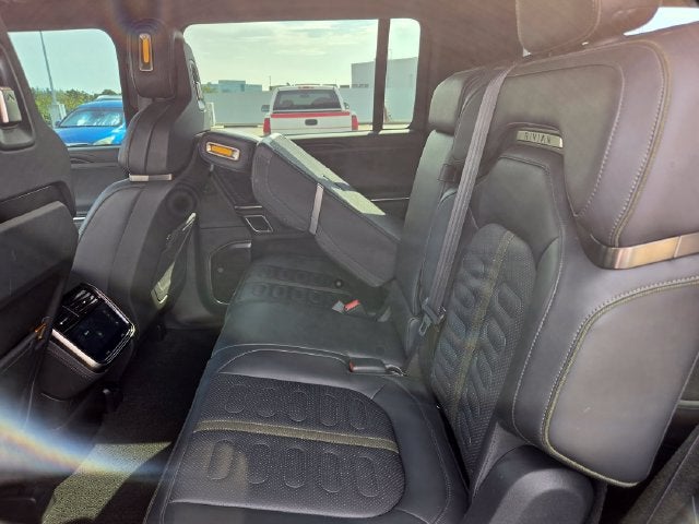 2024 Rivian R1S Adventure Dual Motor Standard Pack