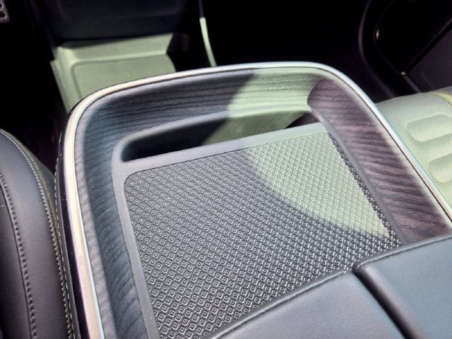 2024 Rivian R1S Adventure Dual Motor Standard Pack