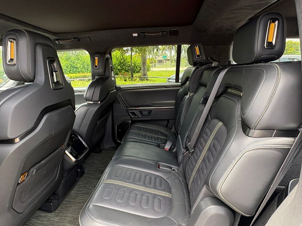 2024 Rivian R1S Adventure Dual Motor Large Pack