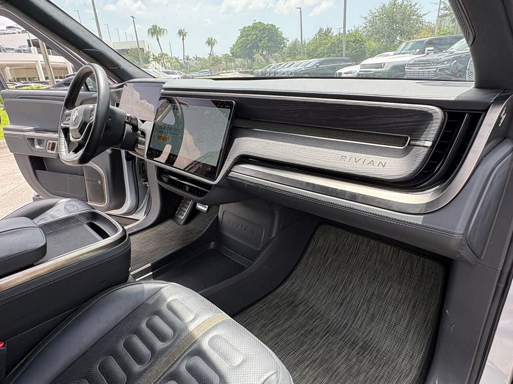 2024 Rivian R1S Adventure Dual Motor Large Pack