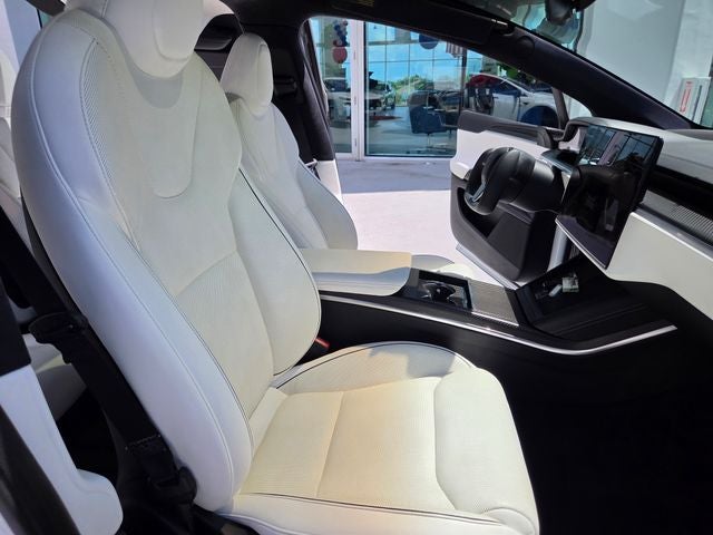 2022 Tesla Model X Plaid