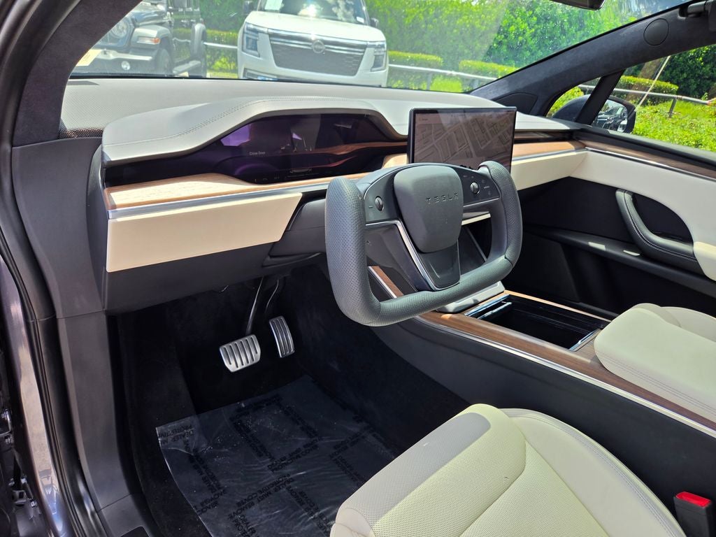 2023 Tesla Model X Standard Range