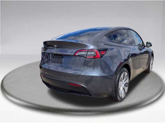 2023 Tesla Model Y Standard Range