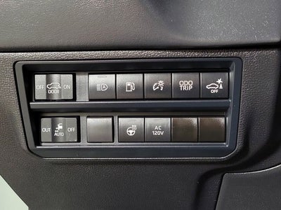 2025 Toyota Sequoia Platinum