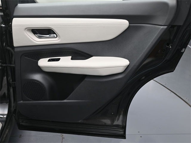 2023 Nissan Ariya EMPOWER+