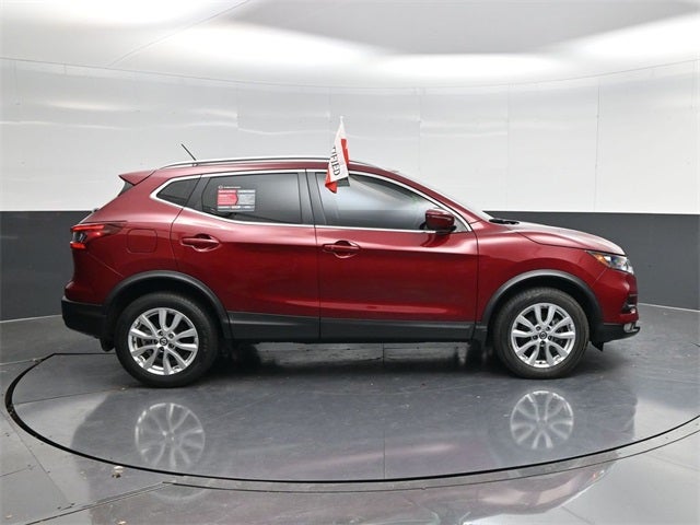 2022 Nissan Rogue Sport SV