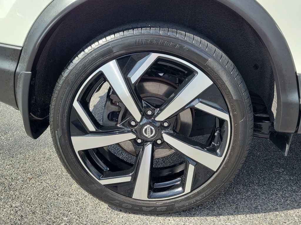 2021 Nissan Rogue Sport SL