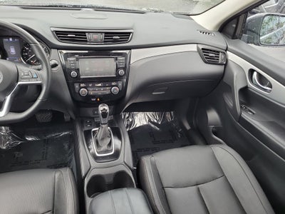 2020 Nissan Rogue Sport SL