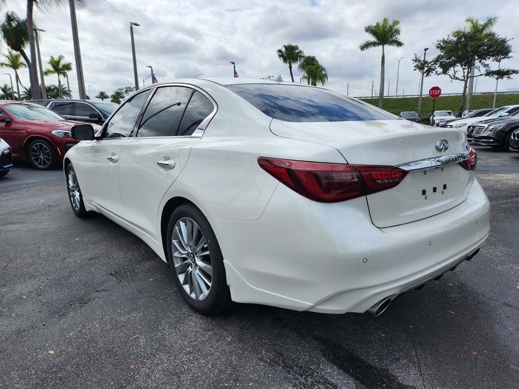 2023 INFINITI Q50 LUXE