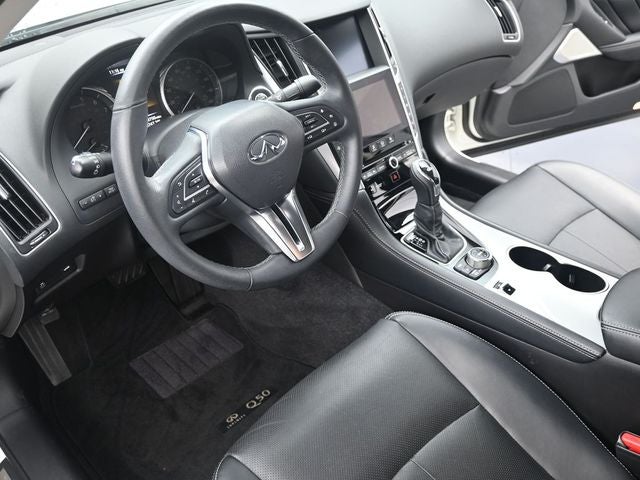 2023 INFINITI Q50 LUXE