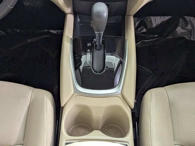 2016 Nissan Rogue FWD 4dr SL