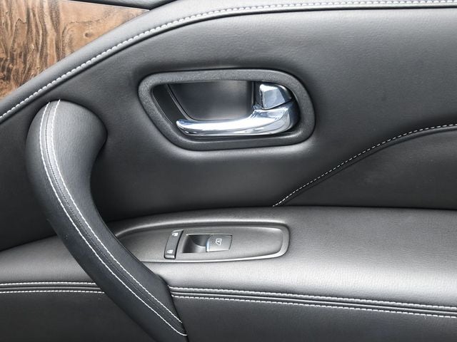 2023 INFINITI QX80 Premium Select