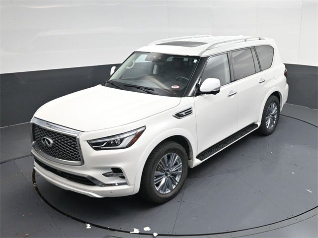 2024 INFINITI QX80 LUXE