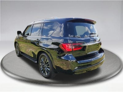 2023 INFINITI QX80 Premium Select