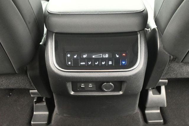 2025 INFINITI QX80 PURE