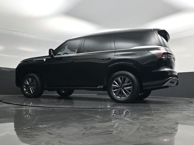 2025 INFINITI QX80 PURE
